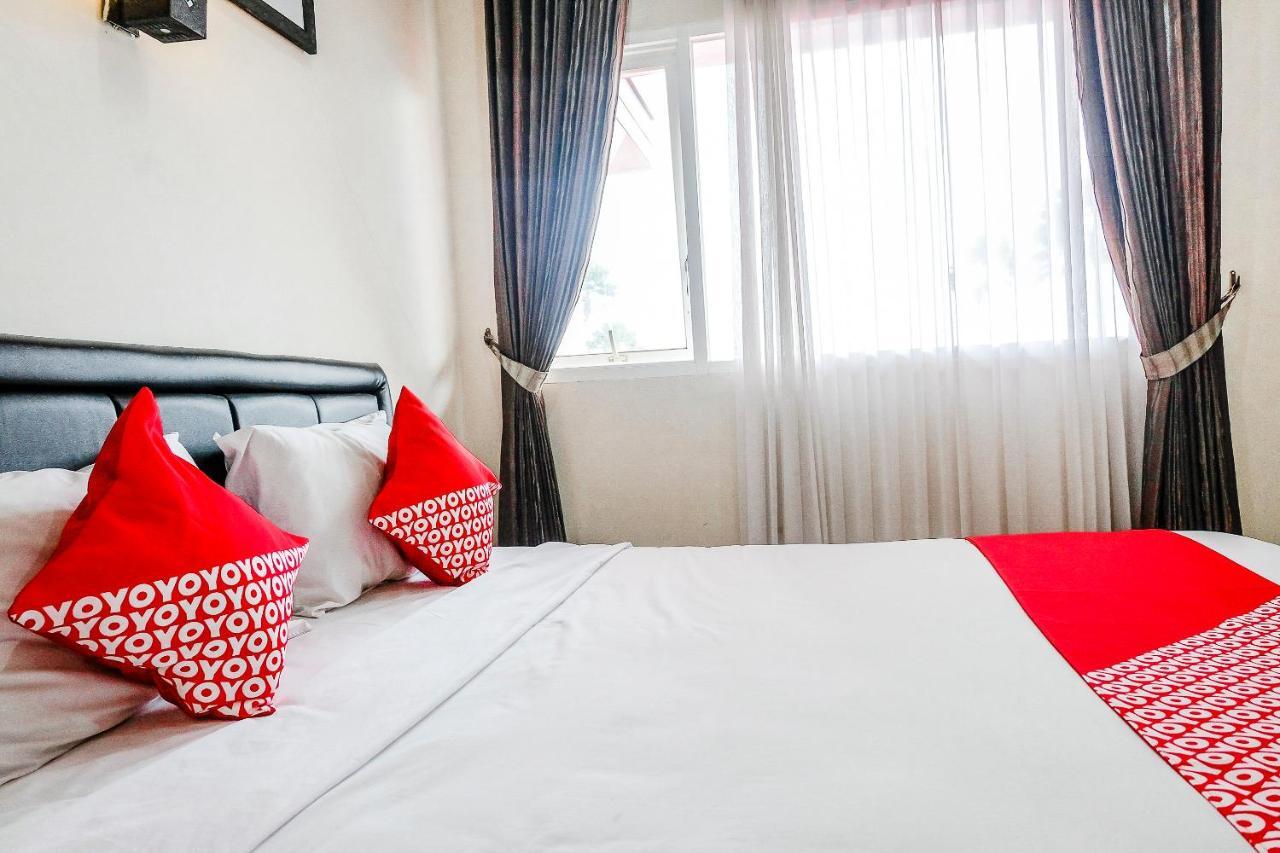 Oyo 803 Toetie Hotel 바투 외부 사진